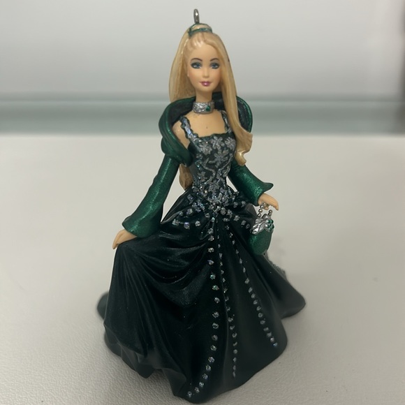 NWT Barbie collector’s series Celebration ornament special 2004 edition - Picture 6 of 15